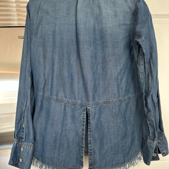 Cloth & Stone Blue jean shirt - Picture 3 of 3